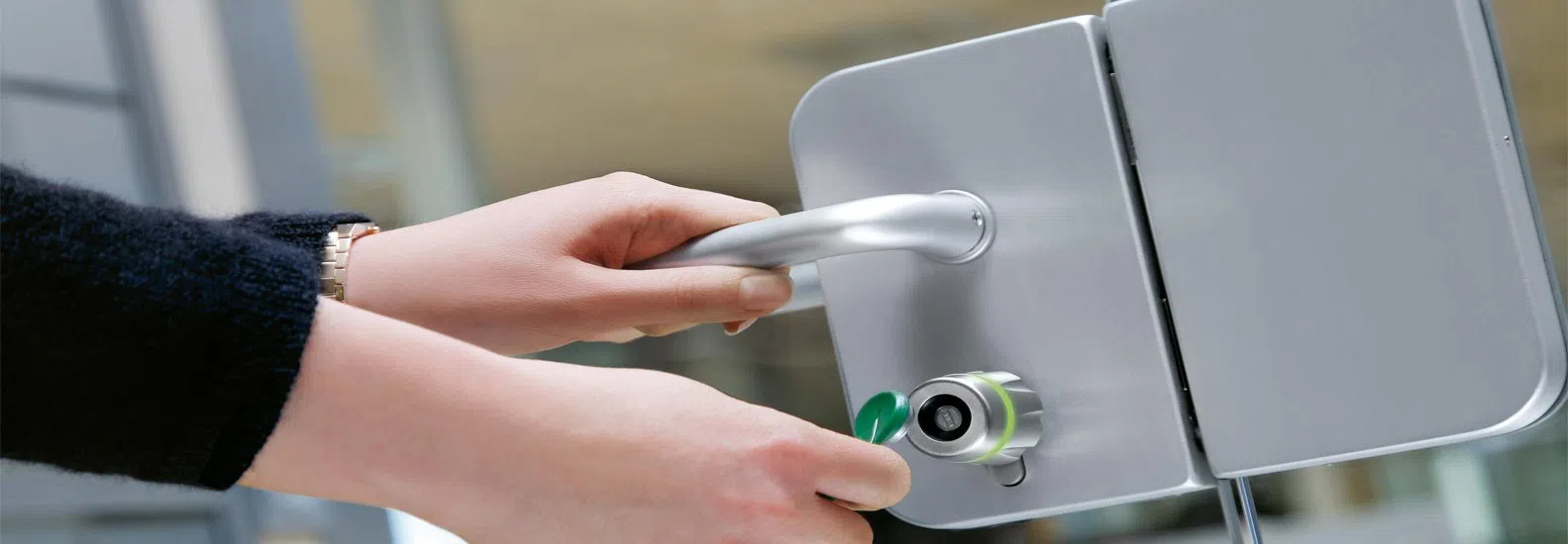 Master Locksmith Store Brooklyn, NY 718-489-9797 - push-bars